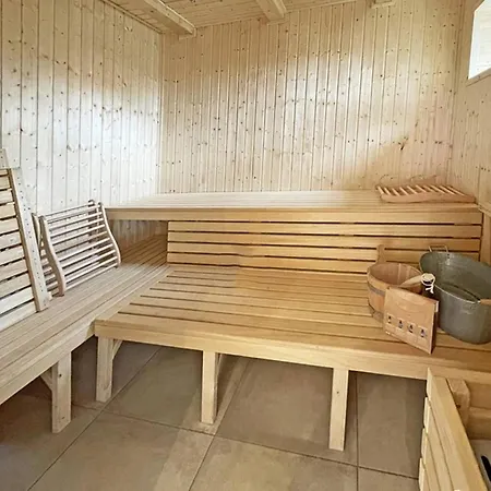 Holiday home Bootshaus *
